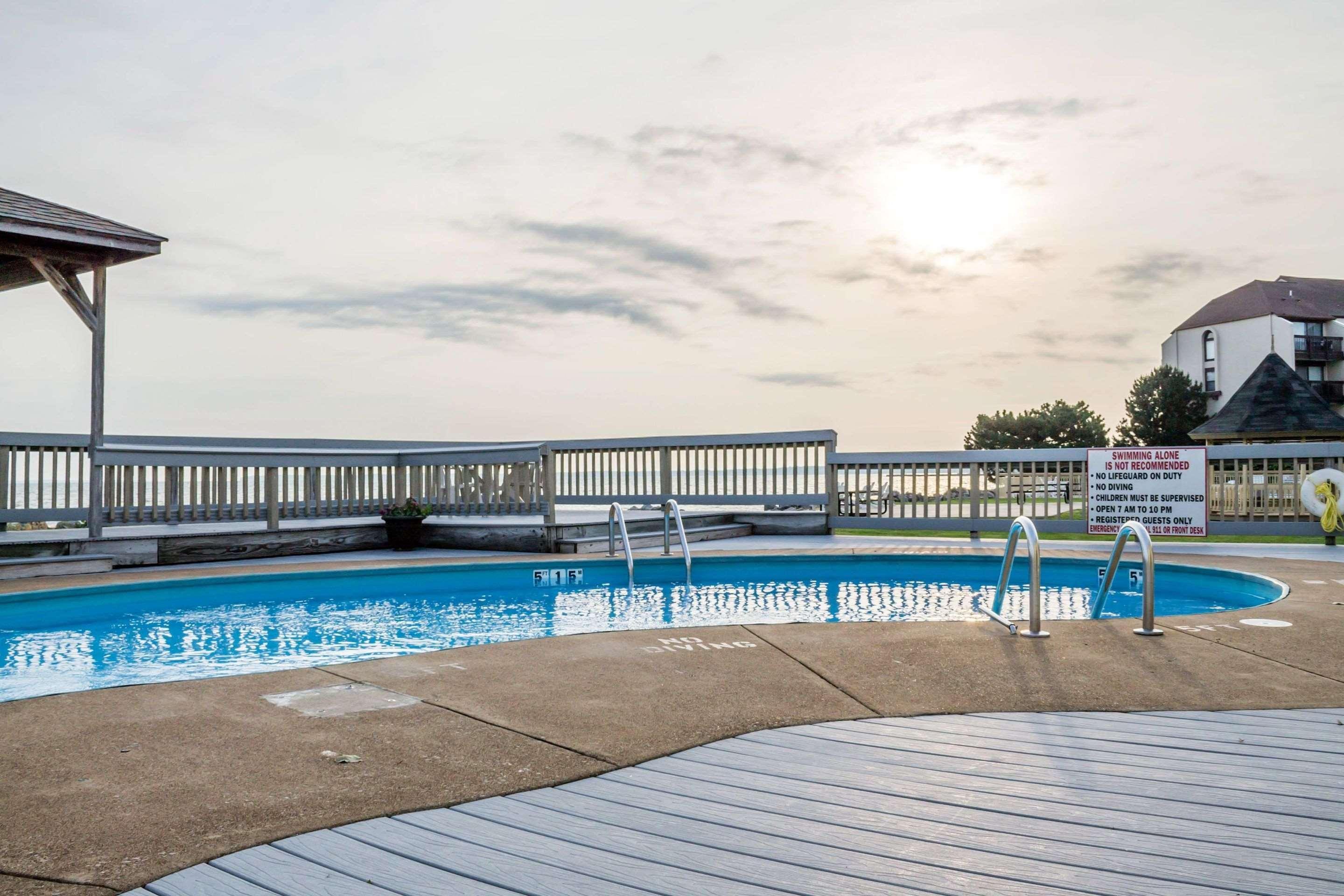 Quality Inn Port Clinton Buitenkant foto